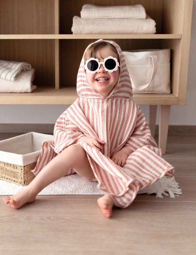 bemini-poncho-gaze-de-coton-carmin-poncho-de-bain-b-b-capuche-avec-nouettes-9-mo image 1