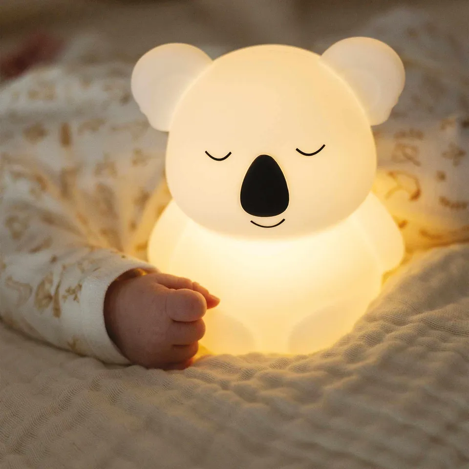 trois-kilos-sept-veilleuse-nomade-koala-bruits-blancs-led-6-couleurs-rechargeabl image 1