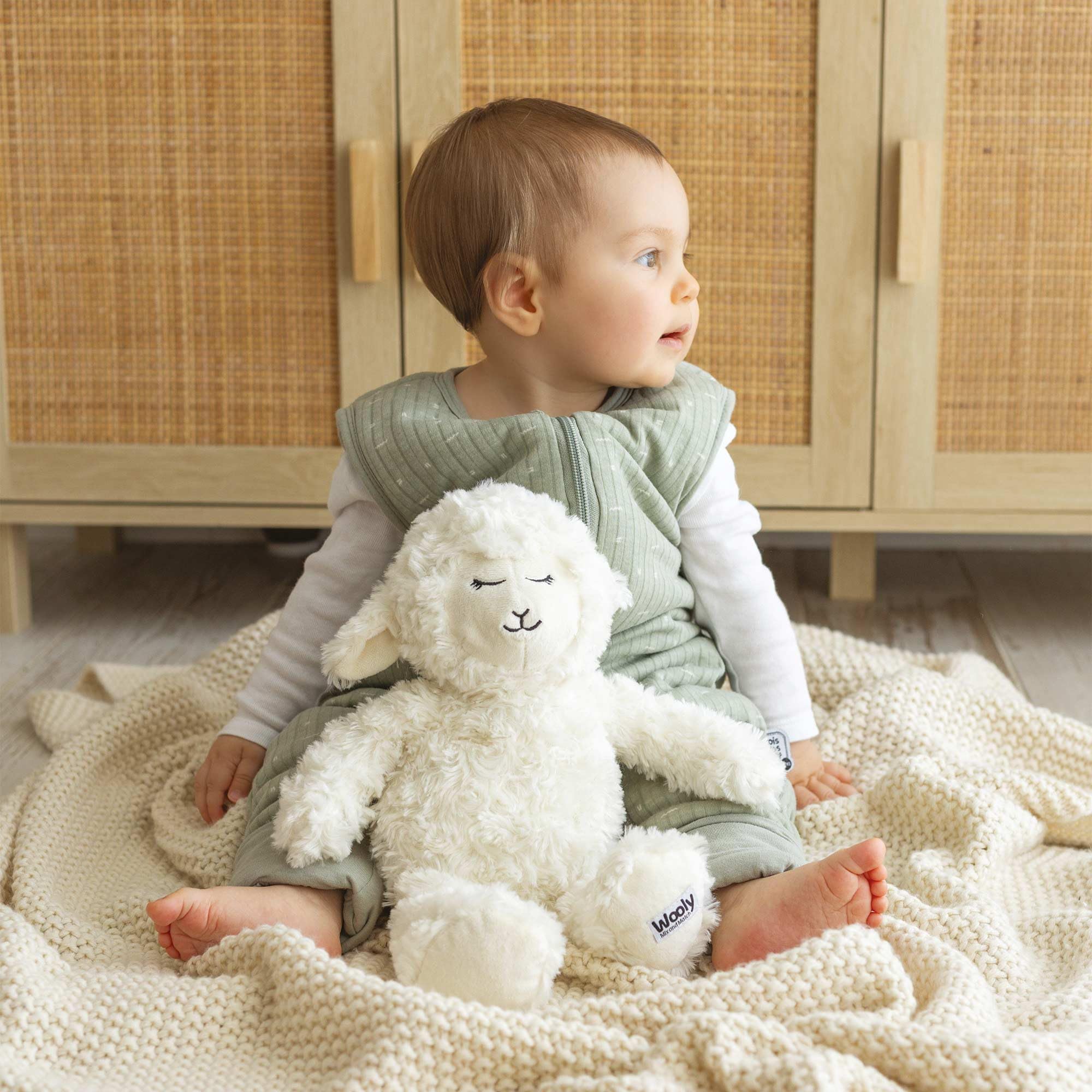 trois-kilos-sept-wooly-veilleuse-b-b-bruits-blancs-en-peluche-mouton-led-tactile image 8