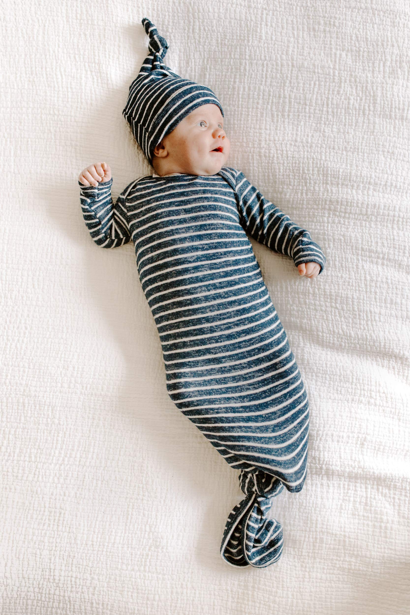 aden-anais-snuggle-knit-coffret-naissance-maille-cosy-lange-120x120-cm-bonnet-no image 6
