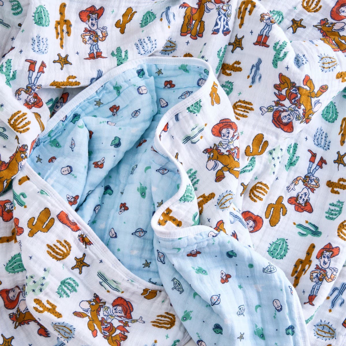 aden-anais-disney-toy-story-essentials-cotton-muslin-dream-blanket-embc10027di image 4